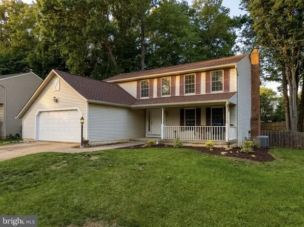 15177 Holleyside Dr, Dumfries, VA 22025