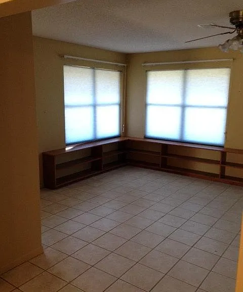 1365 W Hyman St — Photo 6