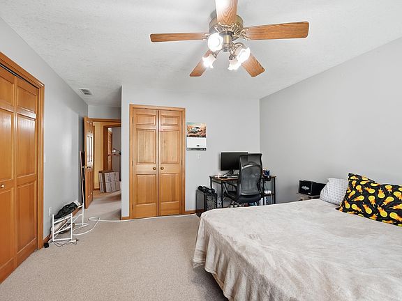 4th image of 5117 Larekit Ln