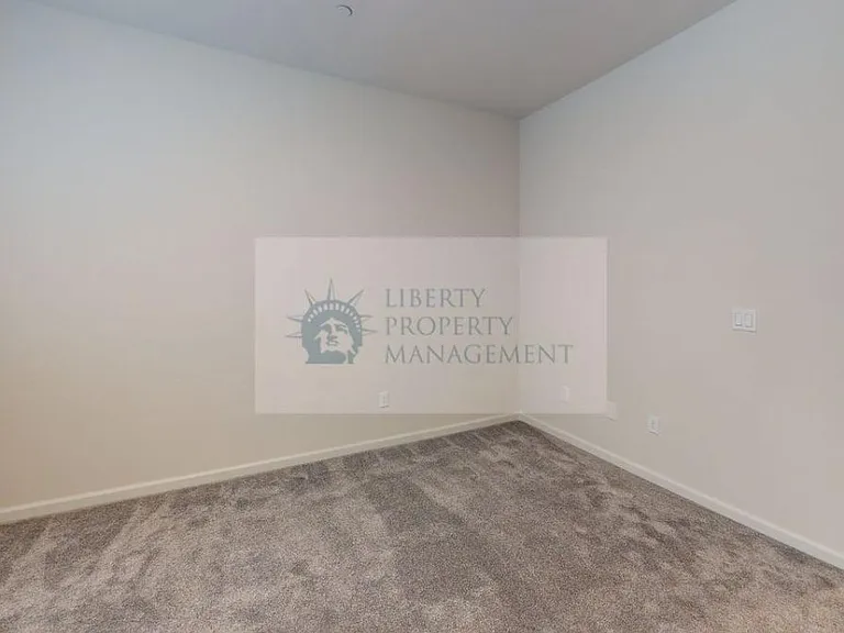 636 Granada Ct — Photo 20