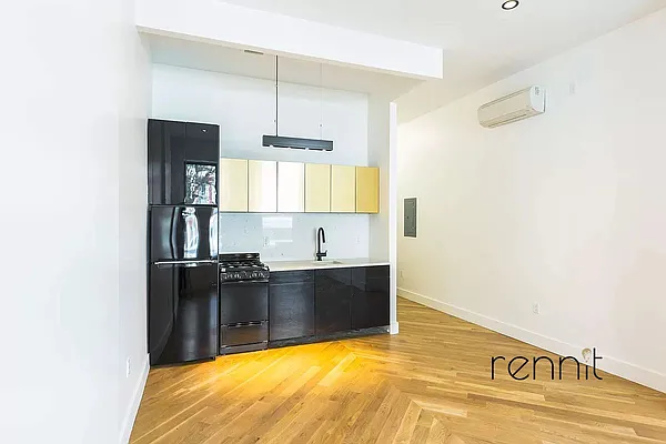 Rented by Rennit Inc. | media 14