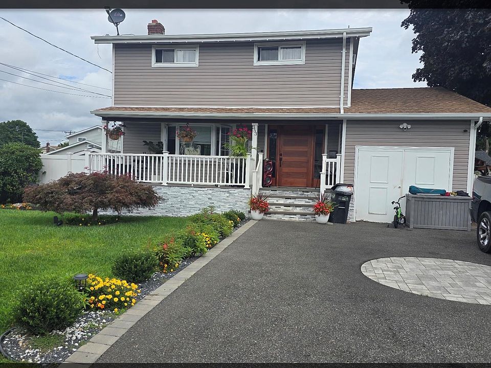 1st image of 353 Barleau Street