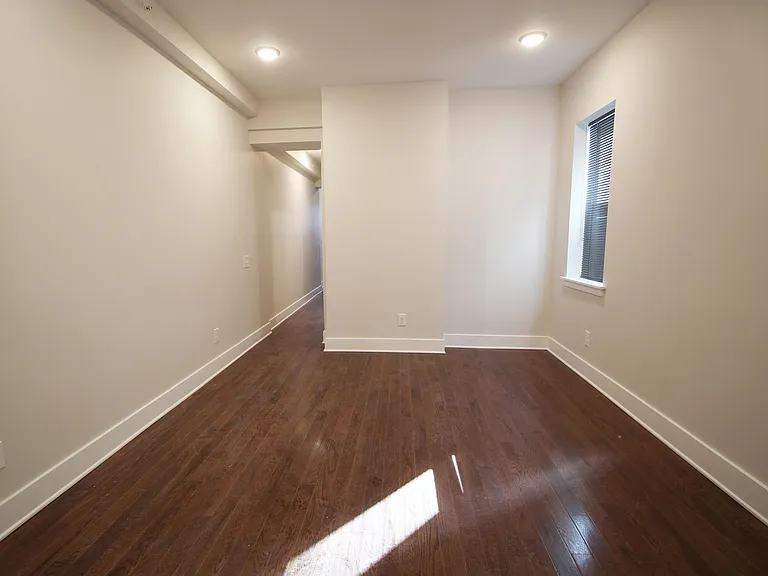 307 Perry St #D — Photo 7