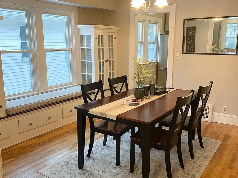 18710 Sloane Ave — Photo 4