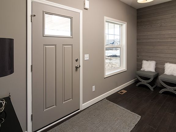 3rd image of 14115 Ailesbury Ave