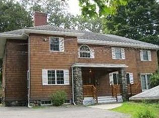 15 Frances Rd, Woburn, MA 01801