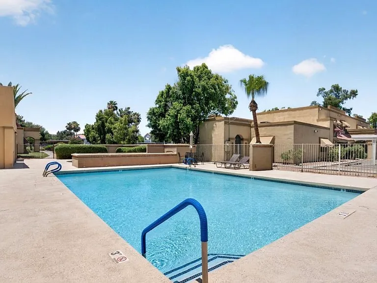 1430 W La Jolla Dr #1430 — Photo 18