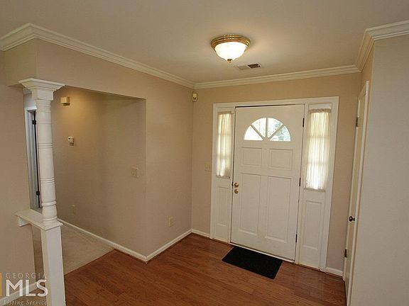 2nd image of 98 Indian Branch Way