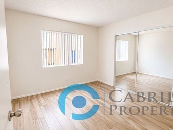 5th image of 3767 Villa Ter APT 3