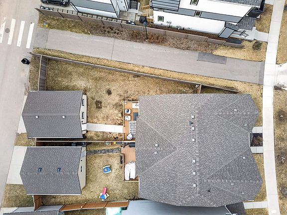 2nd image of 2513 Price Way SW