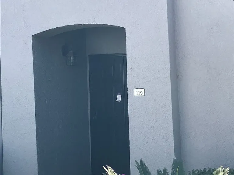 5201 Laguna Oaks Dr #119 — Photo 1
