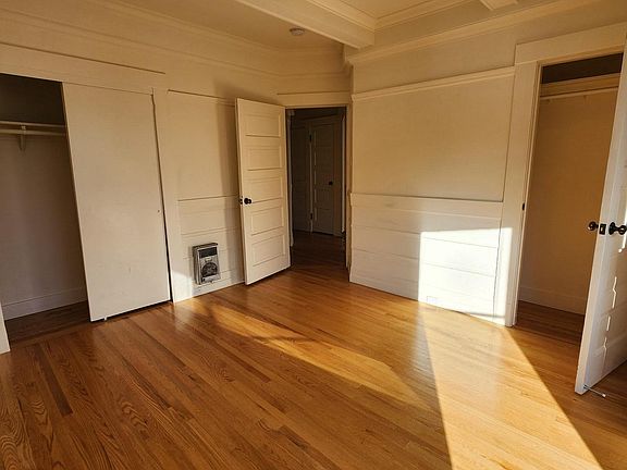 3rd image of 659 Fillmore St APT 5