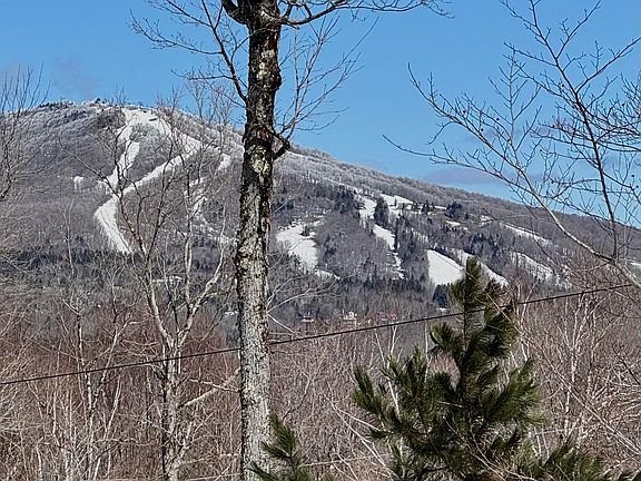 3rd image of 520 Moose Hollow Road