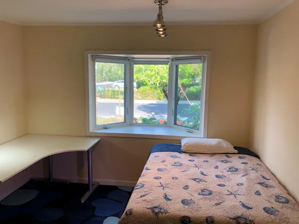 307 Lexington Dr, Menlo Park, CA 94025
