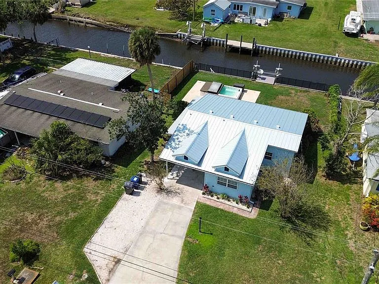 607 Manatee Ave — Photo 37
