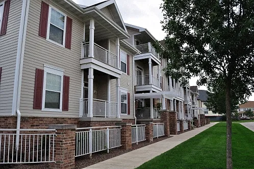 Prairie Towne Square — Photo 1