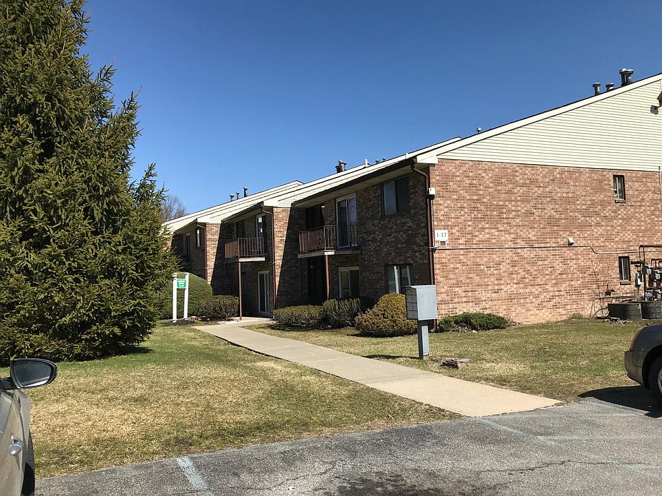 1st image of 1 Helen Dr #63