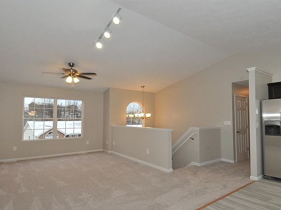 3rd image of 207 Crittenden Ct