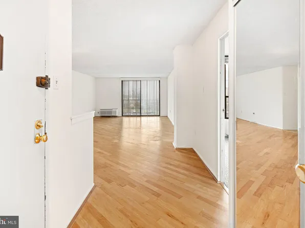 666 W Germantown Pike APT 2608, Plymouth Meeting, PA 19462