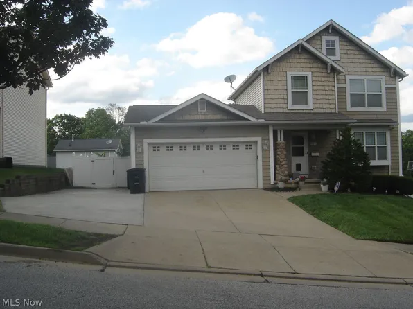 733 Bisson Ave, Akron, OH 44307