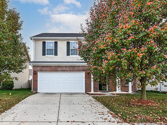2nd image of 971 Retford Dr