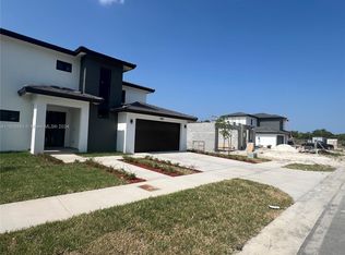 10938 SW 180th Ter, Miami, FL 33157