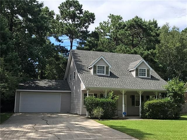 1st image of 703 Plantation Dr