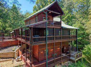 133 Dallas Ln, Blue Ridge, GA 30513