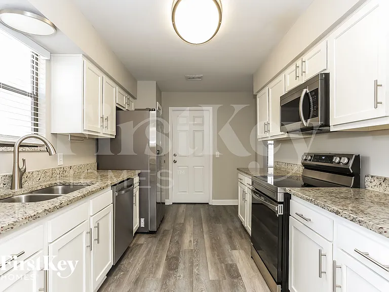 10771 Knottingby Dr — Photo 8