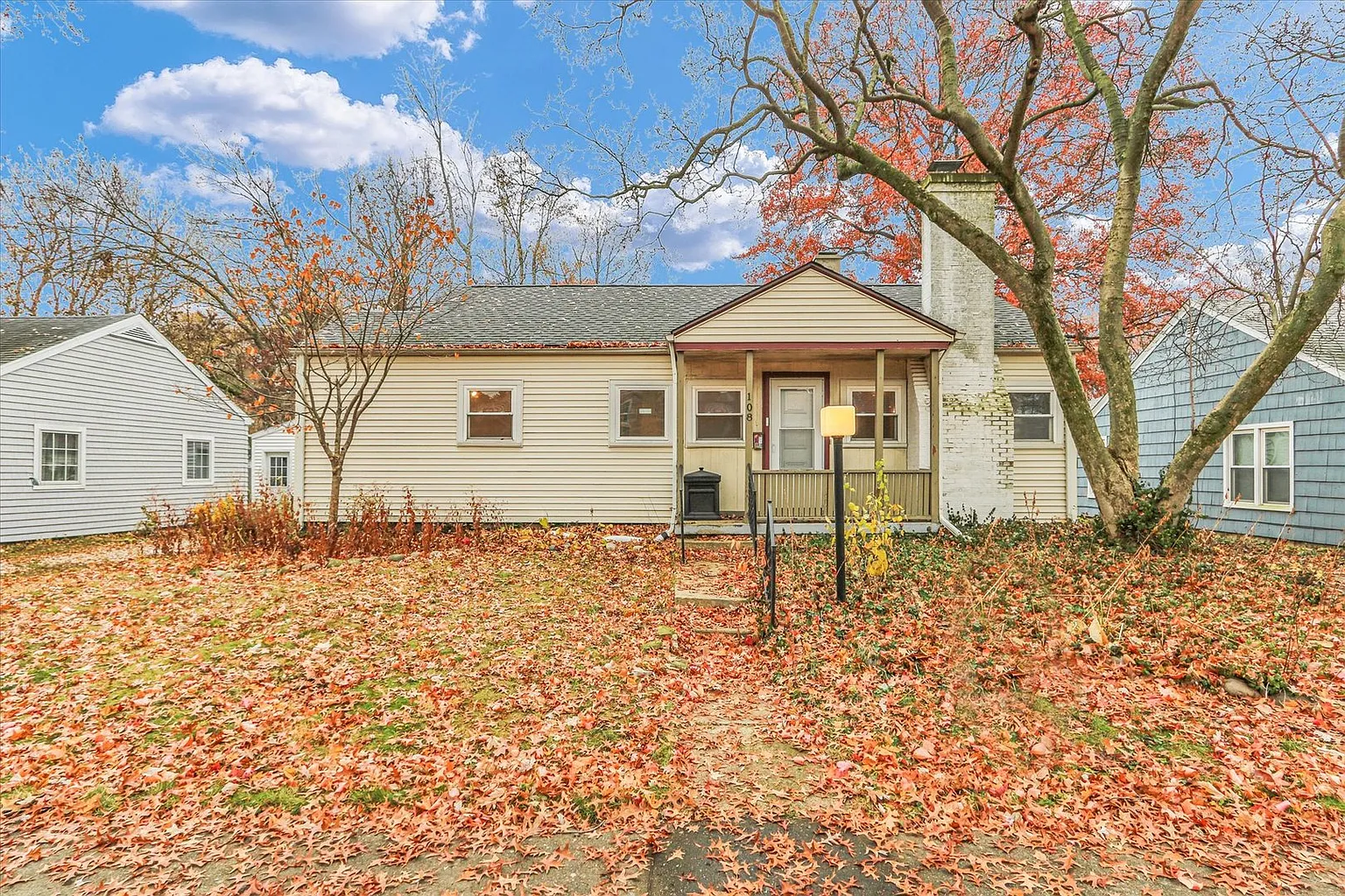 108 W Vermont Ave photo 1