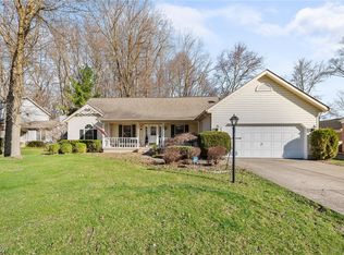 36080 Maple Dr, North Ridgeville, OH 44039