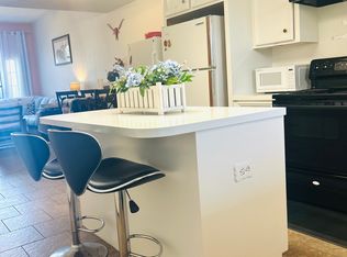 903 Camellia Ct, College Station, TX 77840
