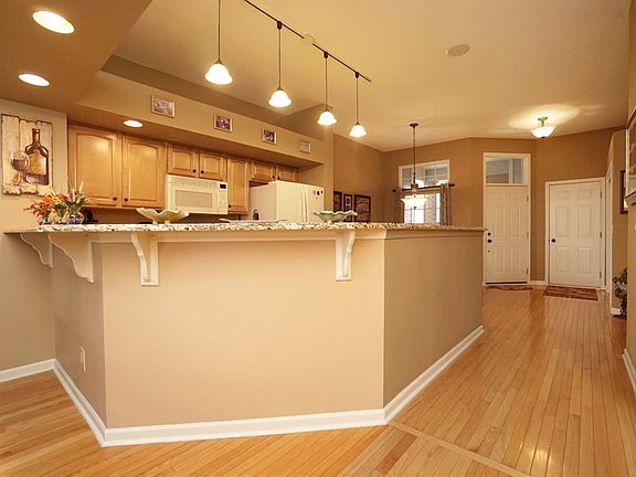 2nd image of 7489 Great Waters Ln #15A-C