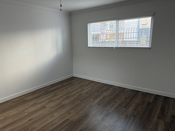 4th image of 1547 S Saint Andrews Pl #5