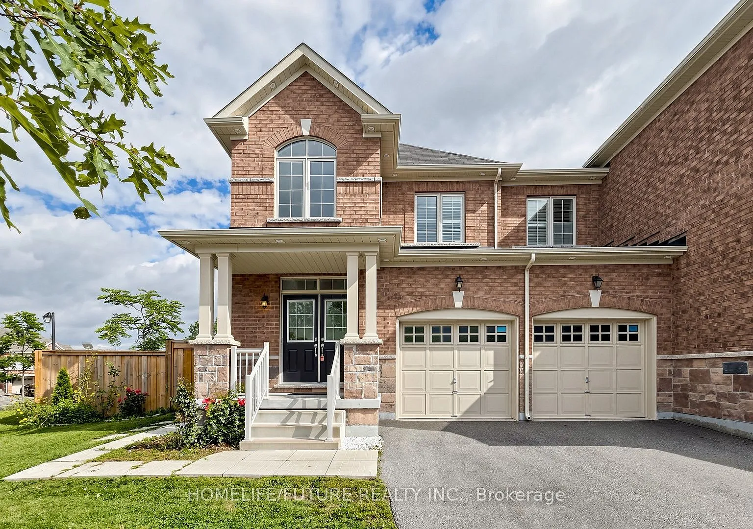 4 bed, $3,600 — Photo 1