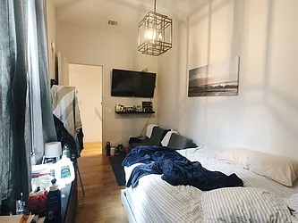 Rented by Manhattan Management LLC