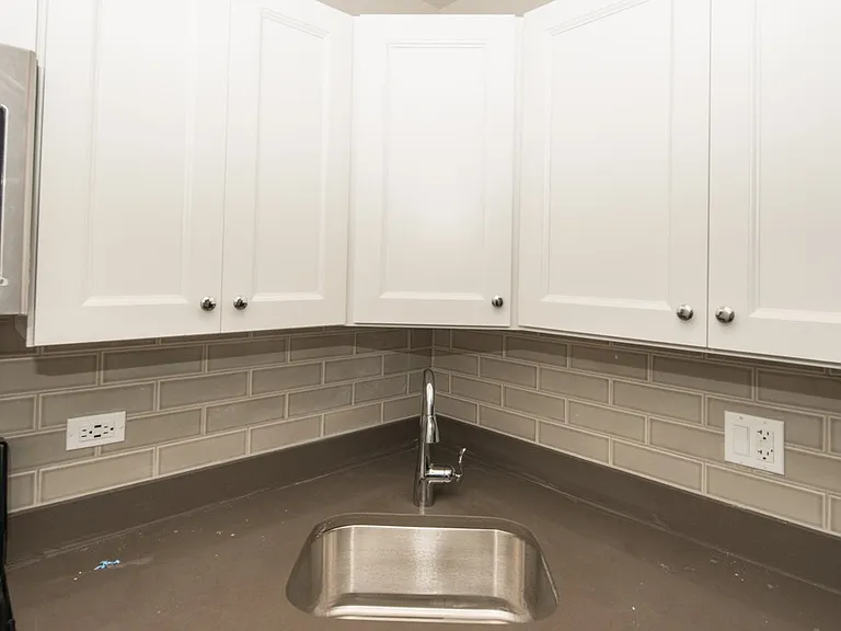 817 W Lakeside Pl #802 — Photo 4