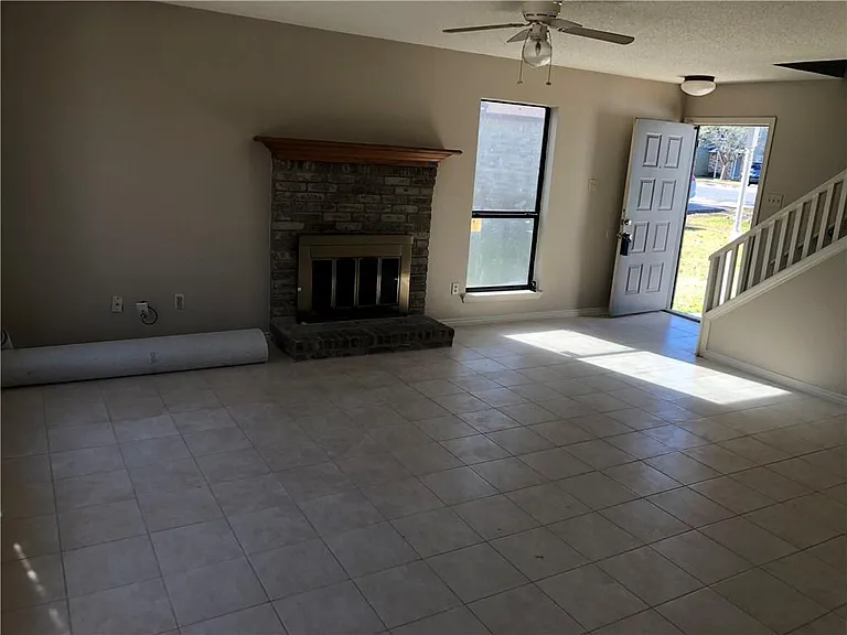 13311 Saddlebrook Trl #B — Photo 8