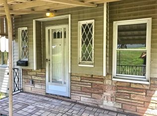 403 Ridgeview Dr, Dravosburg, PA 15034