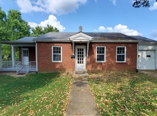 213 W End Ave, Dickson, TN 37055