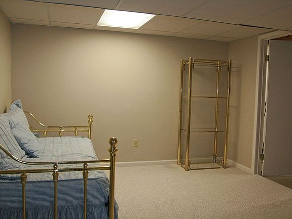 Fifth "bedroom"
