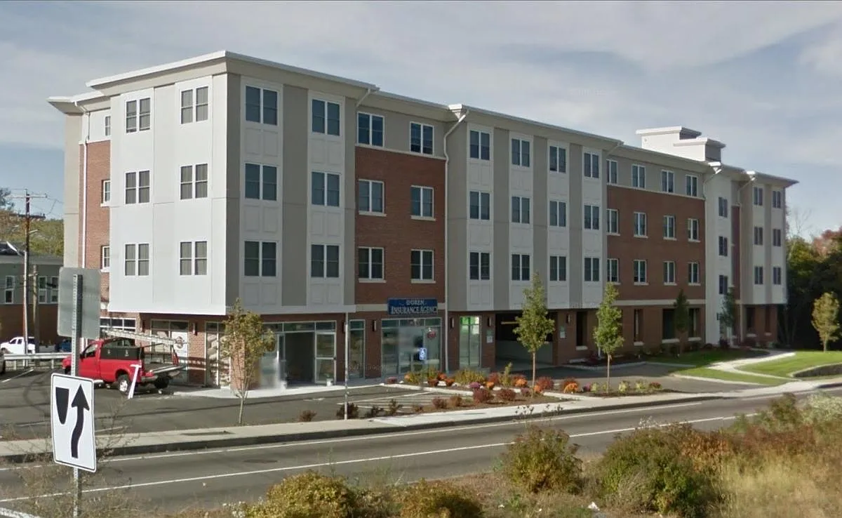1 bed, 777 sqft, $2,300 — Photo 1