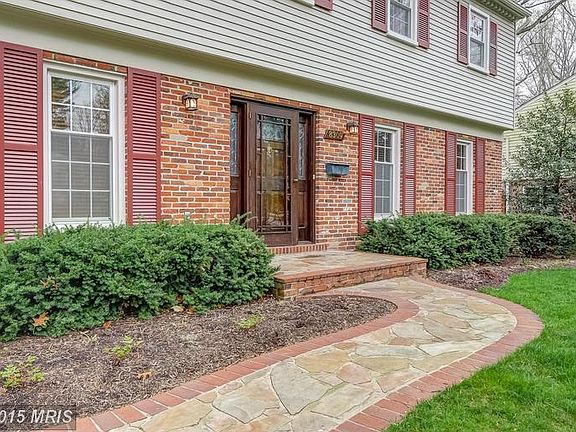 2nd image of 8309 Epinard Ct