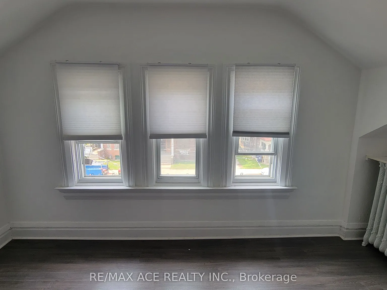 2 bed, $2,600 — Photo 4
