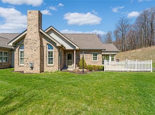 2534 Red Oak Ct, Allison Park, PA