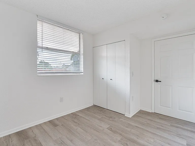 Bedroom Space 5 (Web Quality) - Vista Shores