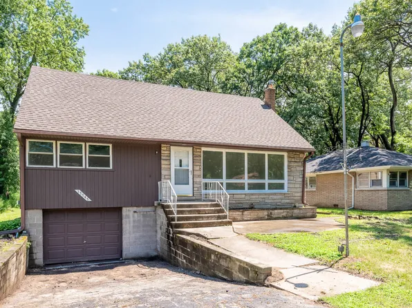 17745 Clyde Ave, Lansing, IL 60438