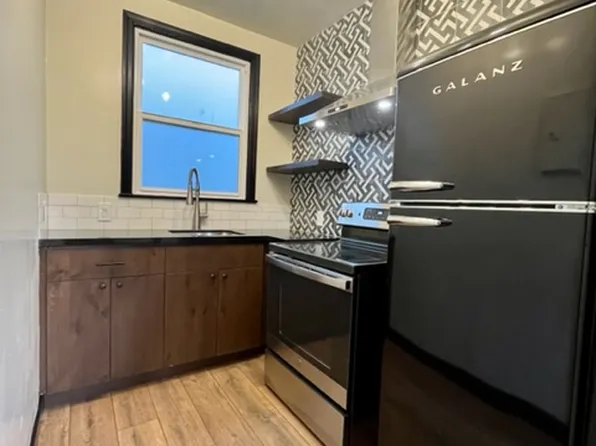 127 Main St #203, Salinas, CA 93901