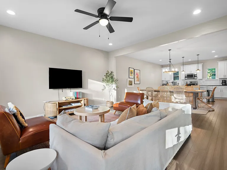 849 Cherokee Ave #10 — Photo 4