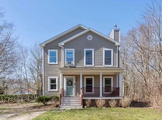 19 Zion St, Riverhead, NY 11901